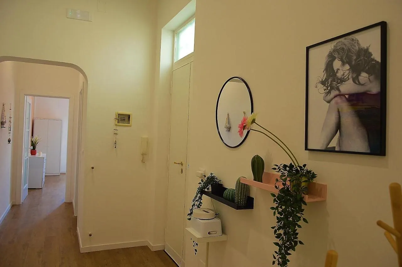 La Dimora Dell'Arcivescovo Apartment Bari 0*,  Italy
